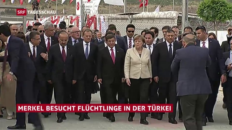 Besuch mit Spannungen: Merkel in der Türkei