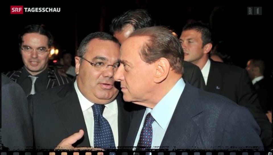 Berlusconi pfeift auf Prozesse und Verfahren.