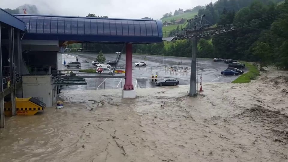 26. Juli: Hochwasser an der Steiner Aa in Sattel/SZ, Walter Sidler