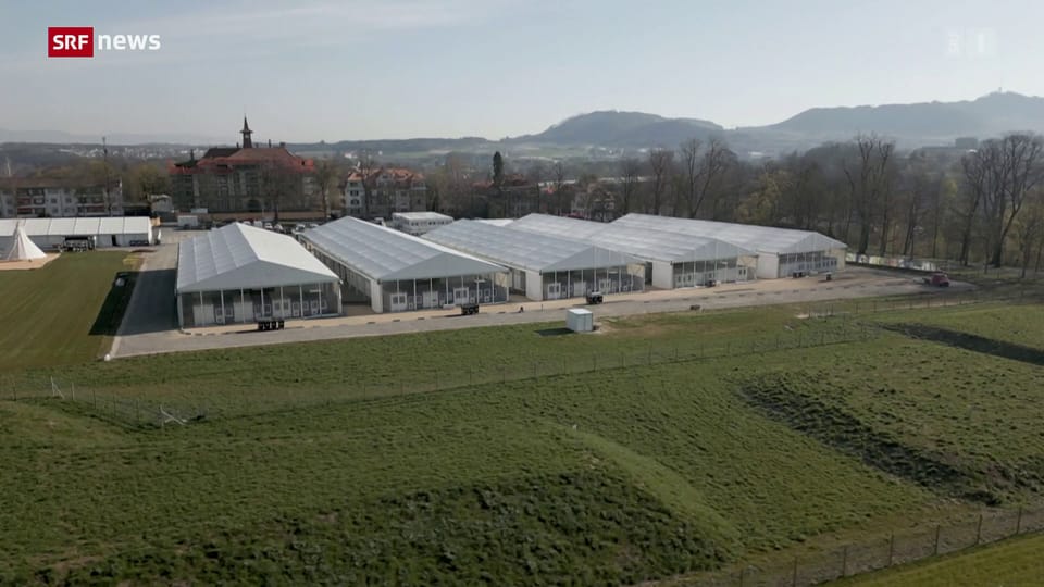 Die grösste mobile Asylunterkunft der Schweiz im Berner Viererfeld