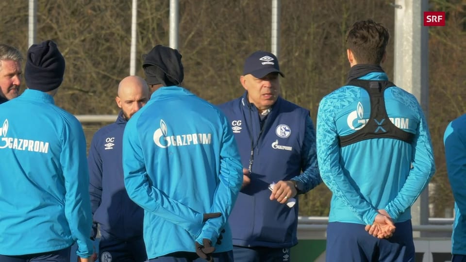 Archiv: Gross leitet erstes Schalke-Training