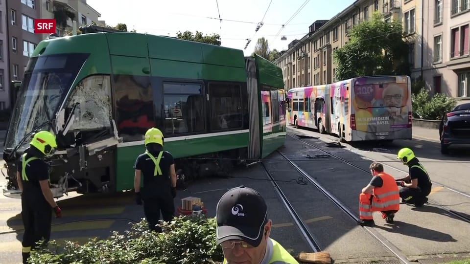 Suenter accident - tram puspè sin binaris