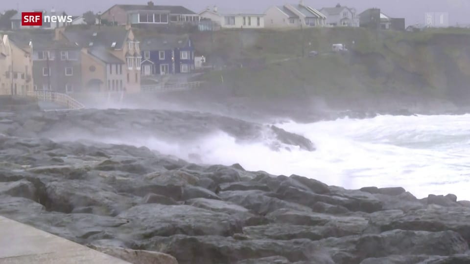 Sturm verwüstet Irland und Grossbritannien