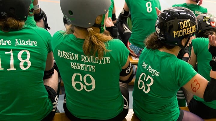 Rollerderby gilt als Frauensport - was steckt dahinter?