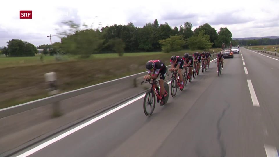 Das Team BMC trainiert vor der Tour de Suisse