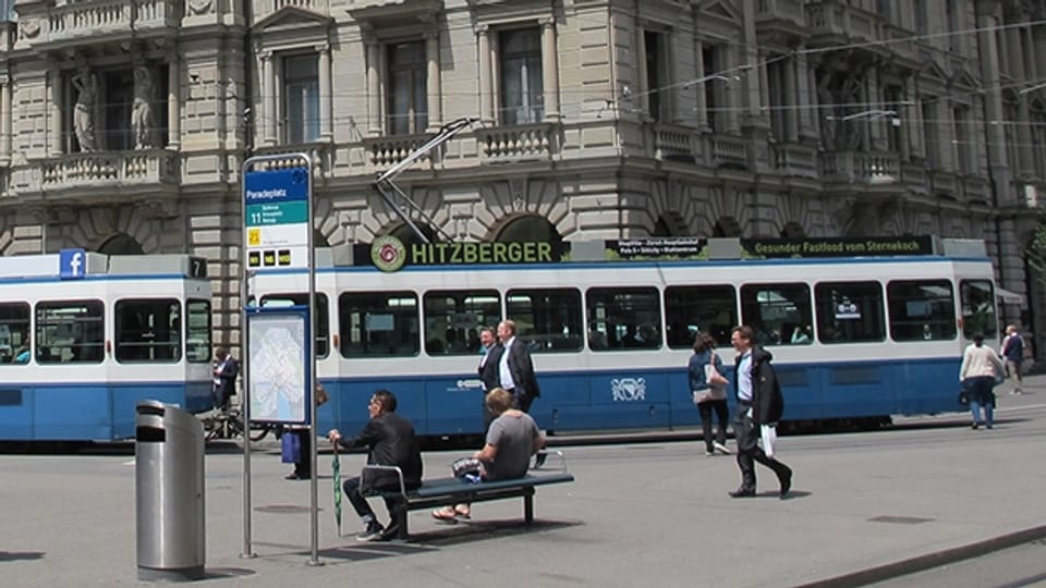 Station 3: Paradeplatz