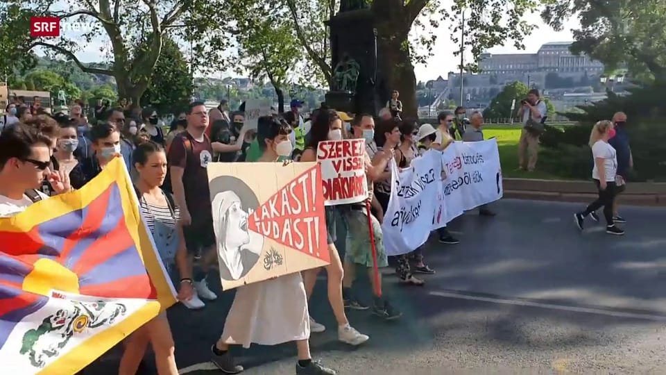 Protest gegen Chinas Fudan-Universität in Budapest