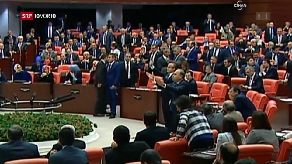Aus dem Archiv: Erdogan hebt Immunität für HDP-Abgeordnete auf