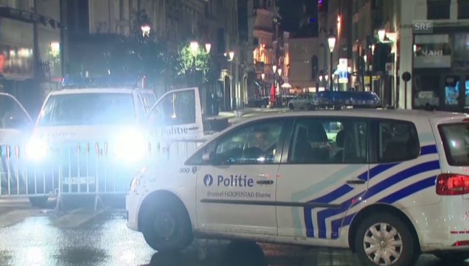 Polizeikräfte sperren verschiedene Strassen im Zentrum Brüssels