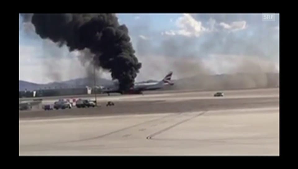 Brennende Boeing 777 in Las Vegas (unkomm.)