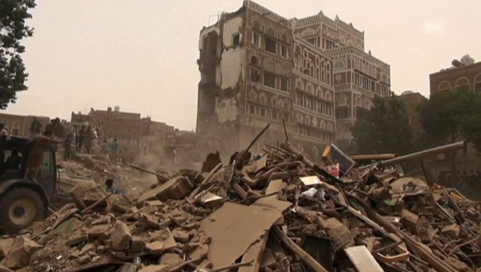 Die Schäden in der jemenitischen Hauptstadt Sanaa (unkommentiert)