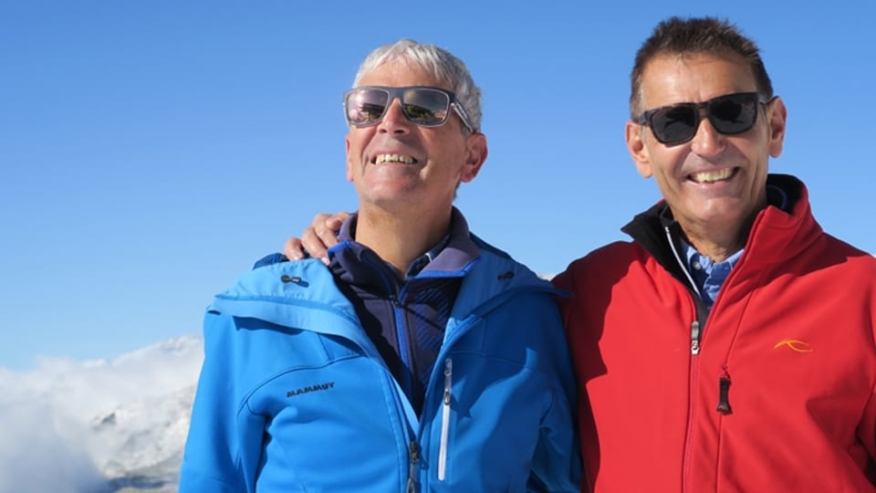 Unterwegs ins Skigebiet mit Ruedi Baumann und Brosi Arnold von der Skischule Andermatt