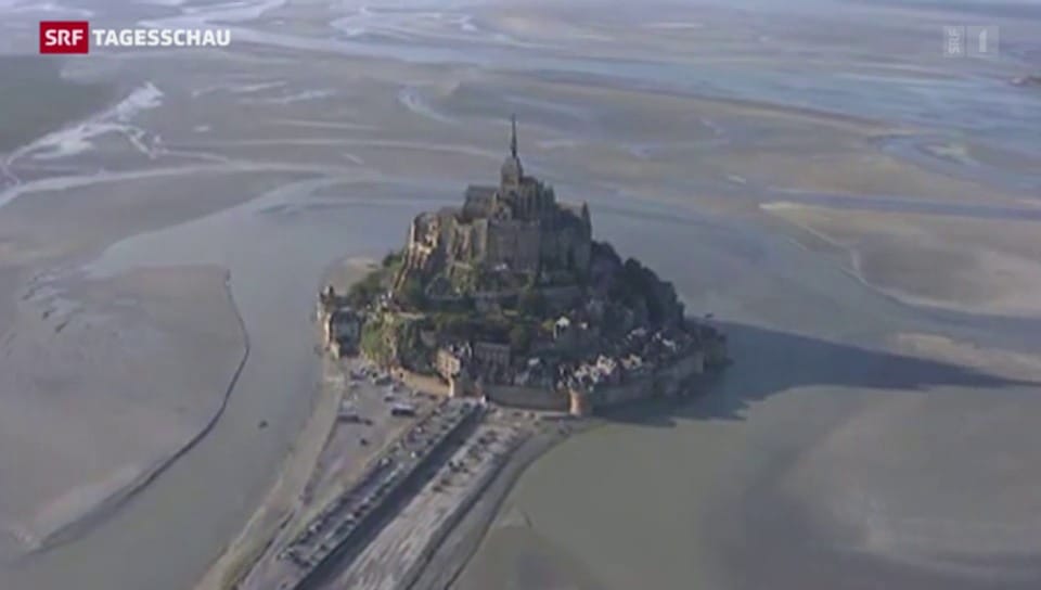 Jahrhundert-Tide am Mont-Saint-Michel