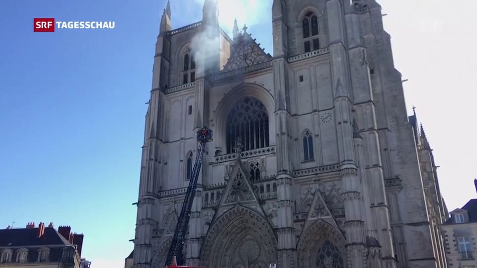 Incendi en la catedrala da Nantes