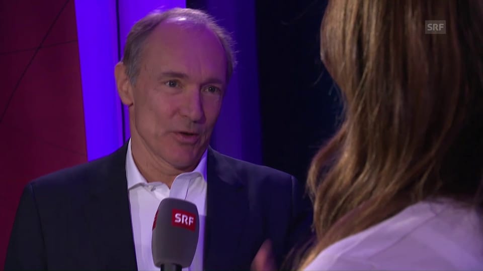 Internet-Erfinder Tim Berners-Lee ist brav am Steuer