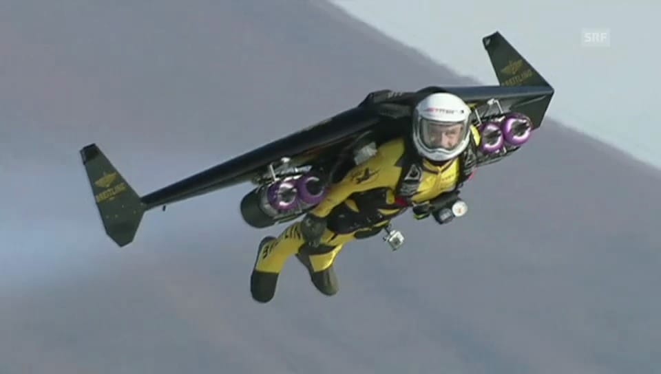 «Jetman» fliegt einmal um den Fuji