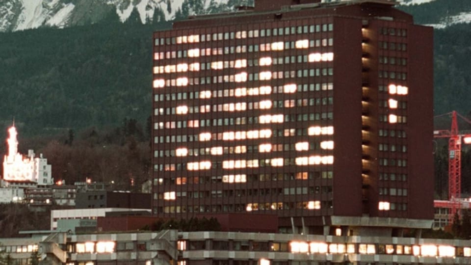 Das Kantonsspital Luzern rüstet sich für die Fasnacht (26.2.2014)