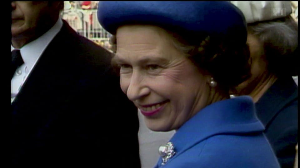 Die Hüte der Queen: mehr als nur ein Mode-Accessoire?