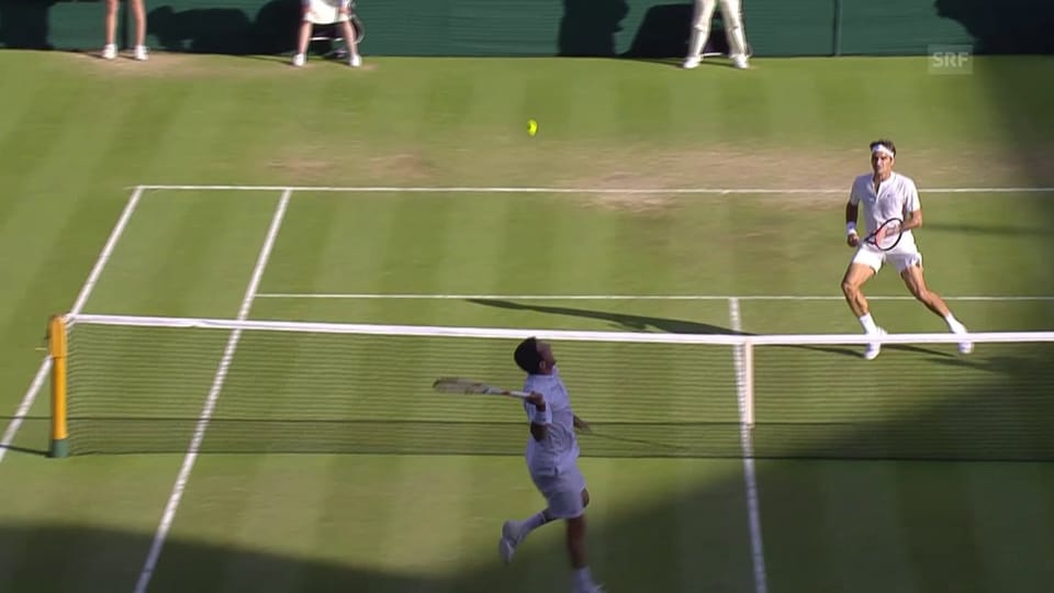 Federer schlägt Bautista in Wimbledon