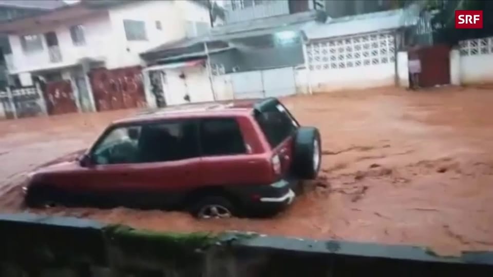 Über 300 Tote nach Erdrutsch und Überschwemmungen