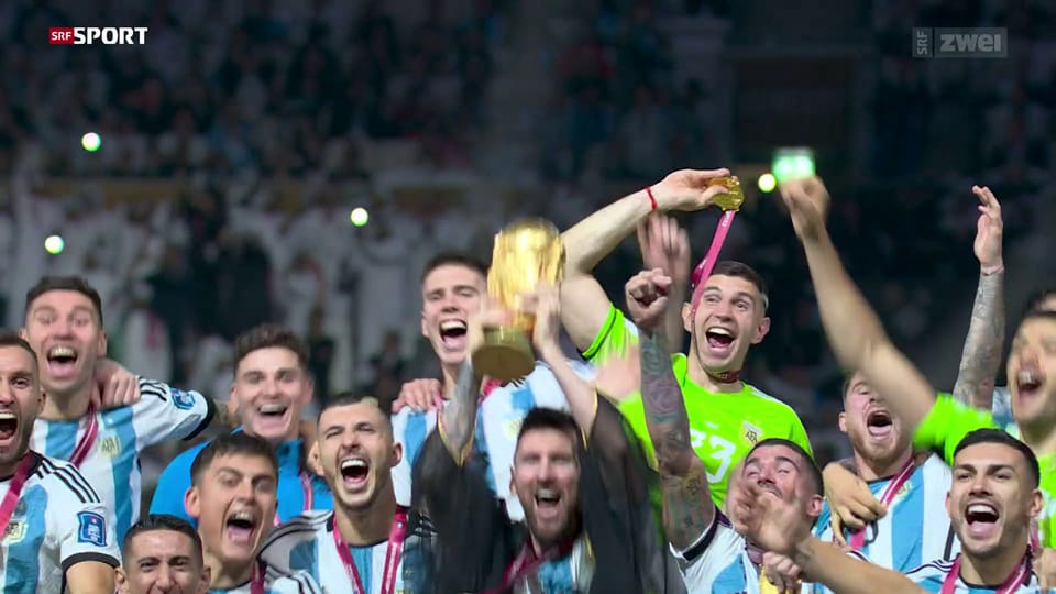 Archiv: Argentinien kürt sich dramatisch zum Weltmeister