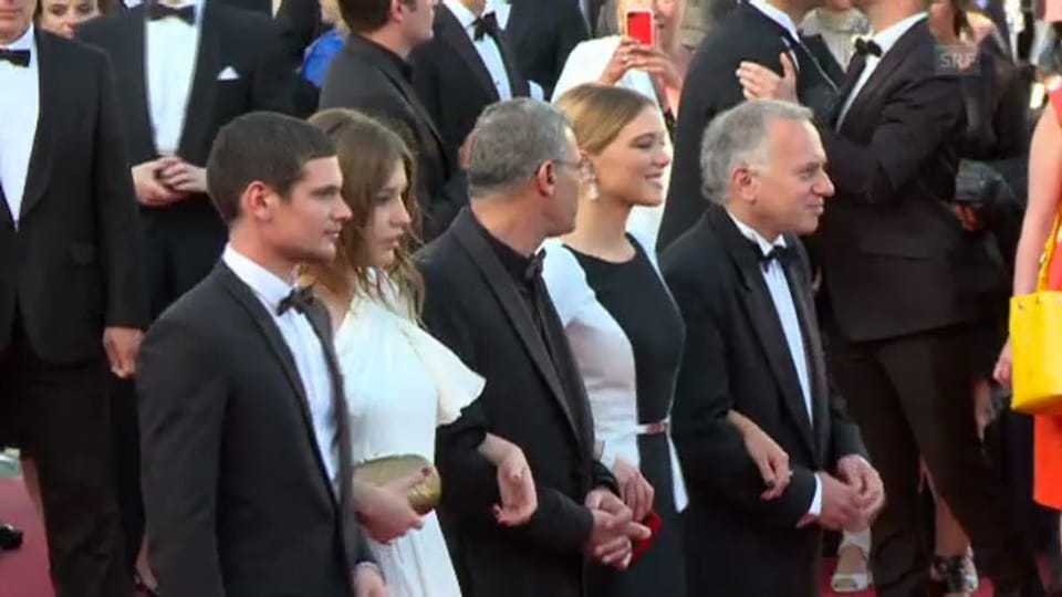 Cannes: Team des lesbischen Dramas auf dem roten Teppich (unkomm.)