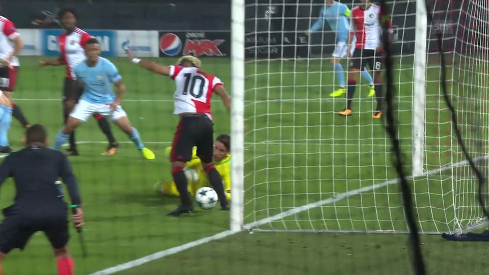 Feyenoords Vilenha verhindert das 0:1... nicht