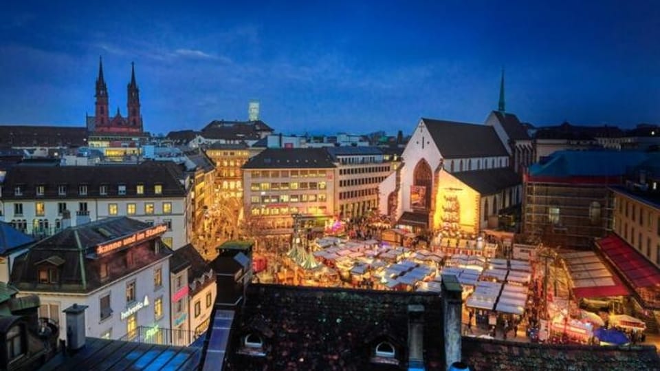 Die Besucher des Basler Weihnachtsmarktes reisen auch aus dem fernen Ausland an