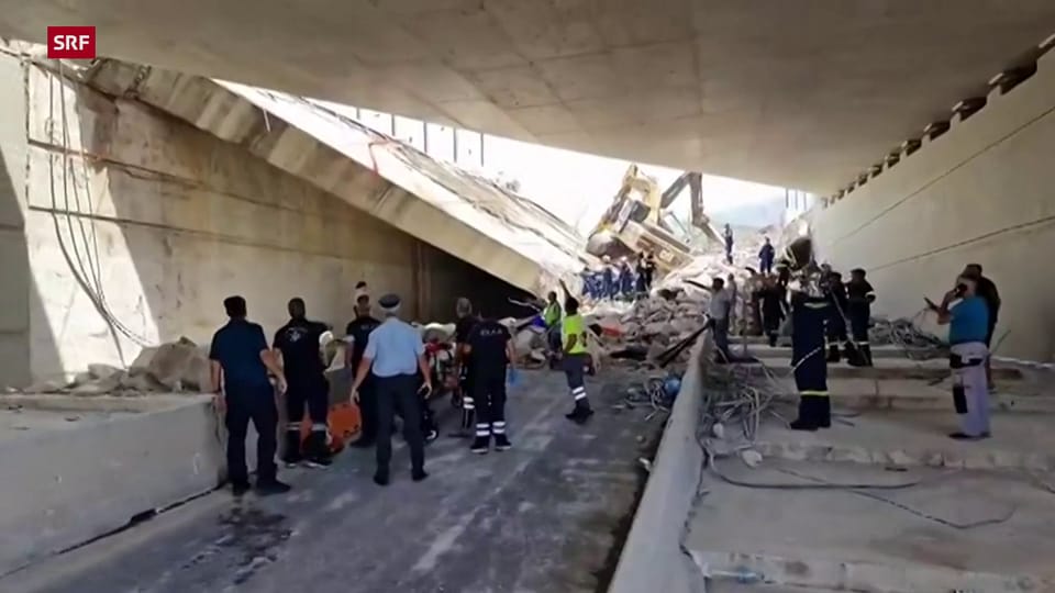 Autobrücke in Griechenland eingestürzt