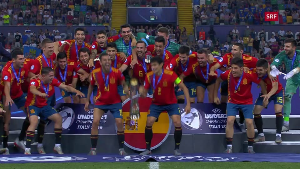 Spanien schlägt Deutschland im EM-Final