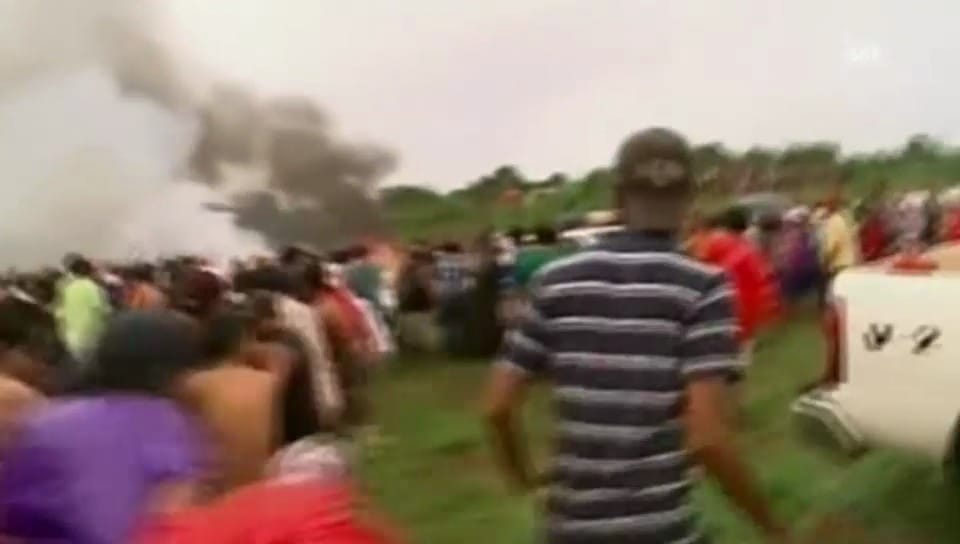 Bolivien: Flugzeug-Crash