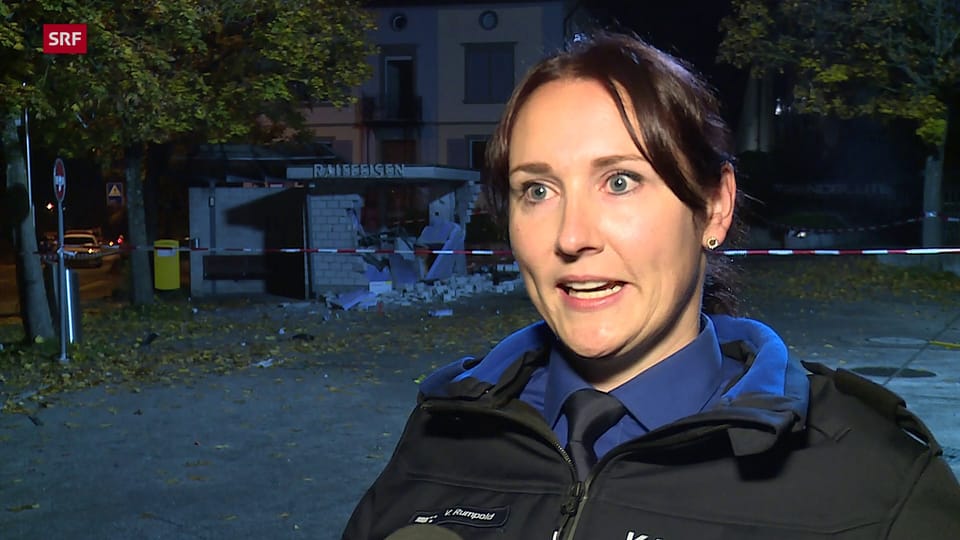 Die Polizei zur Sprengung des Bankomaten in Egliswil