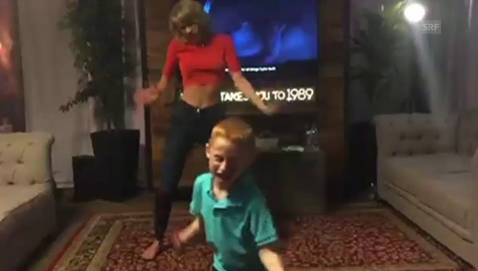 Taylor Swift schwingt das Tanzbein