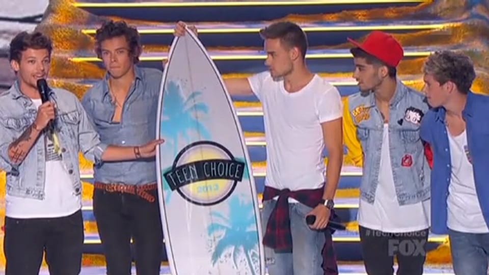 One Direction und Lea Michele an den Teen Choice Awards