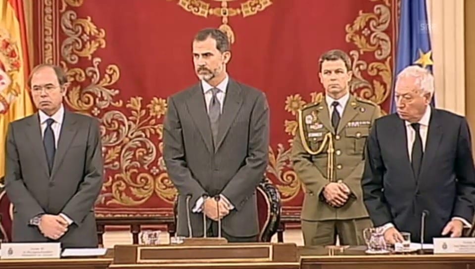 König Felipe gedenkt im spanischen Senat