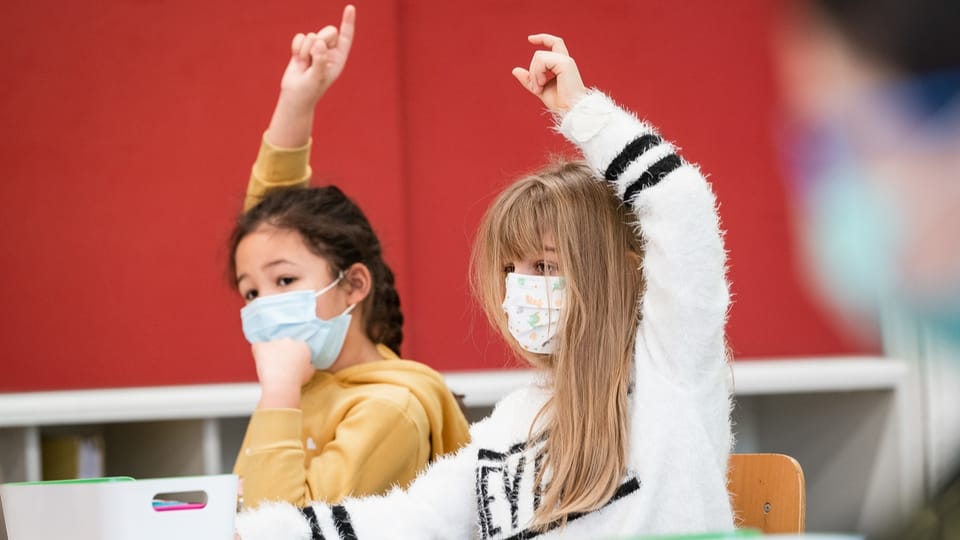 Die Reportage aus dem Klassenzimmer: So kommen die Kinder mit der Maskenpflicht klar