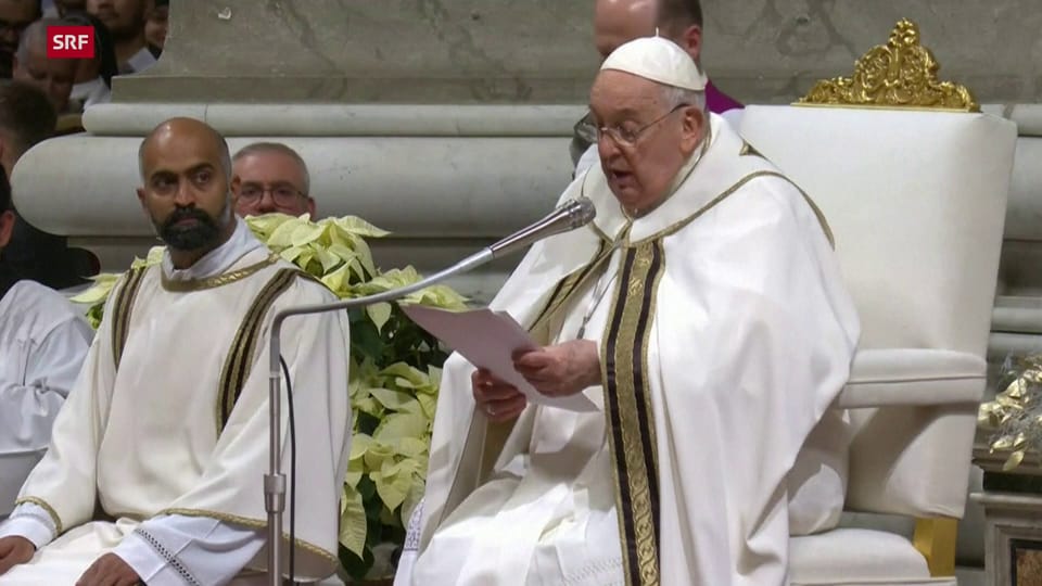 Papst Franziskus spricht an Christmette in Rom