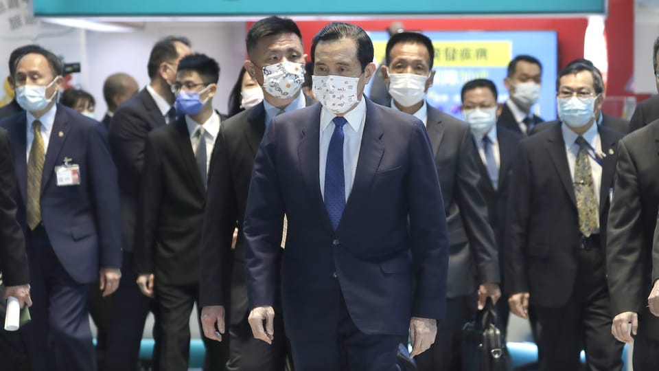 Ex-Präsident Ma Ying-jeo (Mitte) reist nach China