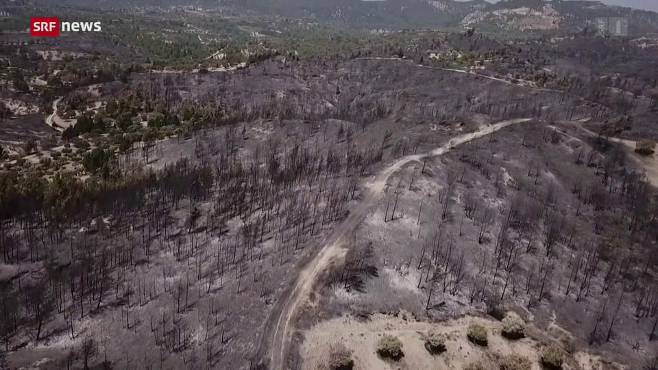 Griechische Insel Rhodos kämpft weiter gegen Brände
