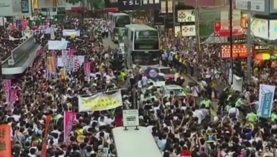 Protestmarsch in Hongkong (unkommentiert)