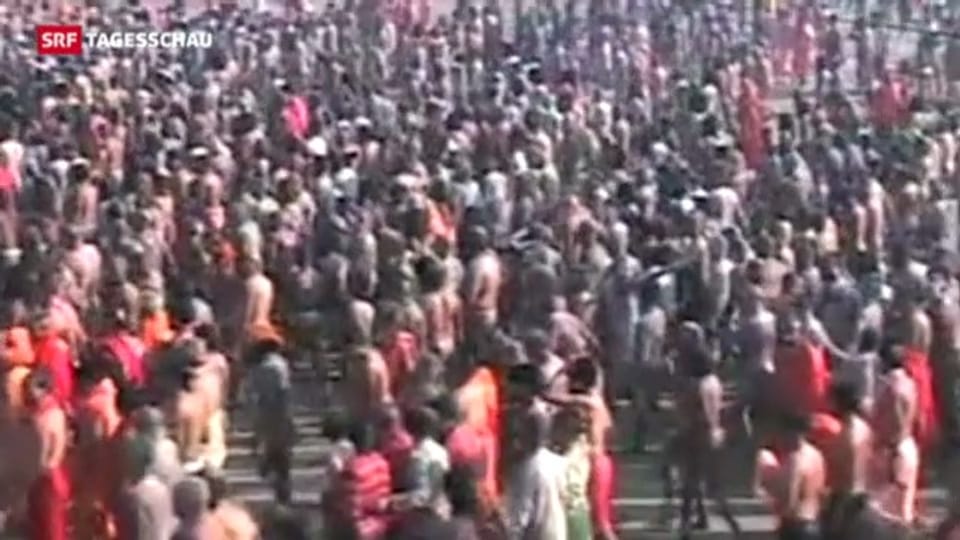 Massenpanik bei Hindu-Fest in Indien
