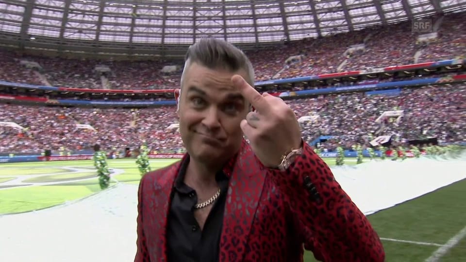 WM-Eröffnungsfeier: Robbie zeigt den Finger