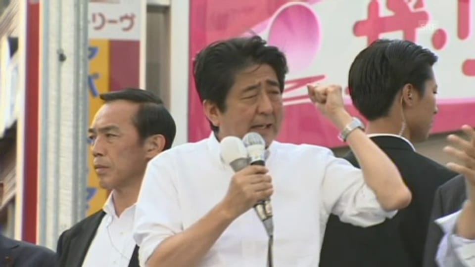Shinzo Abe im Wahlkampf (unkommentiert)