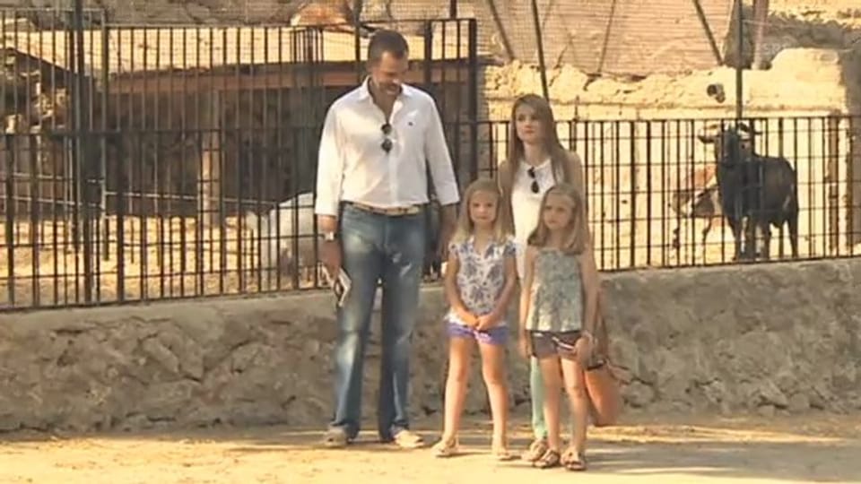 Spanische Royals besuchen Farm auf Mallorca (unkomm. Video)