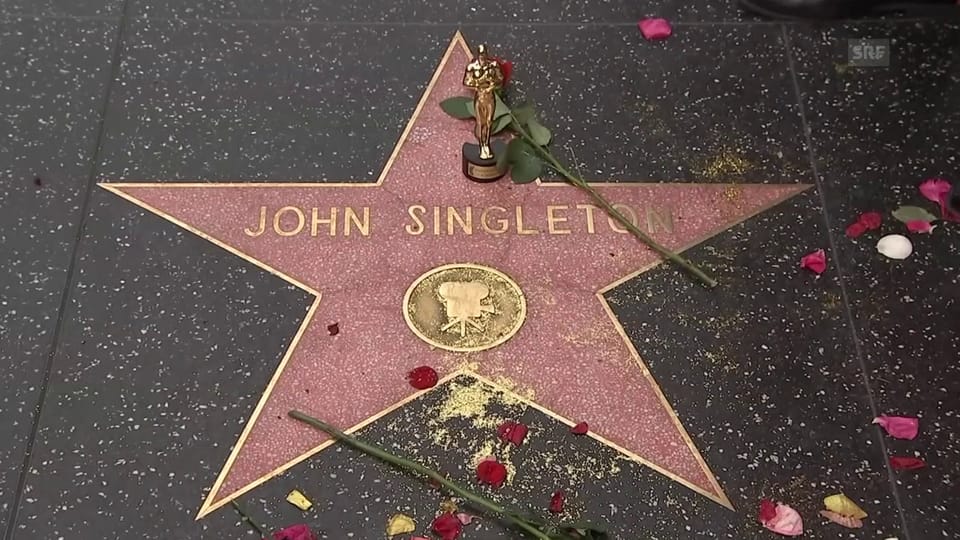Fans gedenken in Hollywood John Singleton (unkomm.)