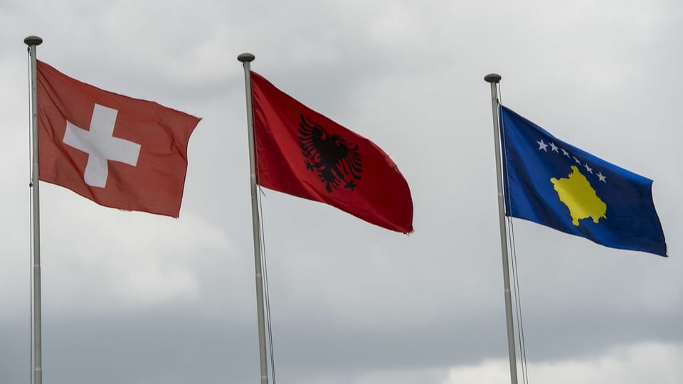 Wahlen in Kosovo: Die Diaspora in der Schweiz erlebt die Teilnahme an der Wahl als schwer