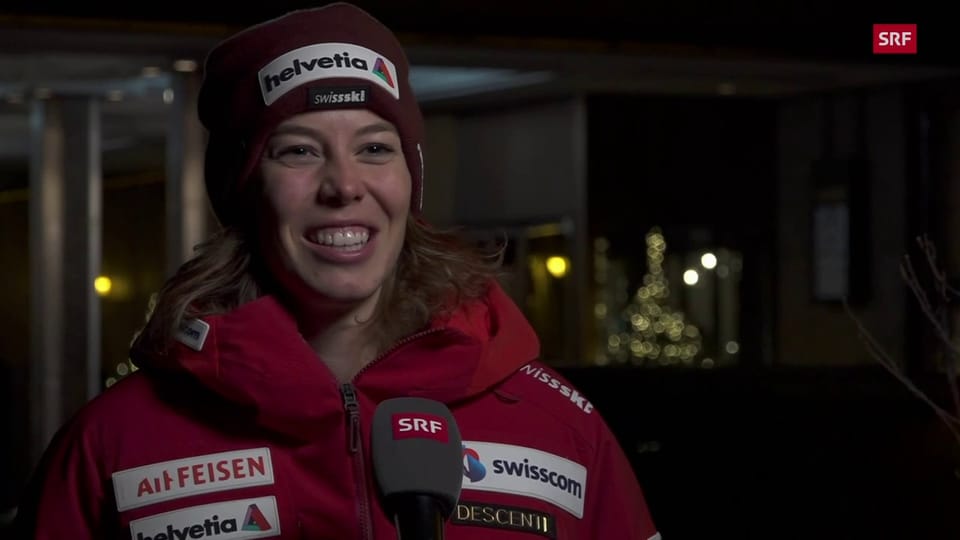 Gisin erklärt die Slalomstrecke am Bärenberg