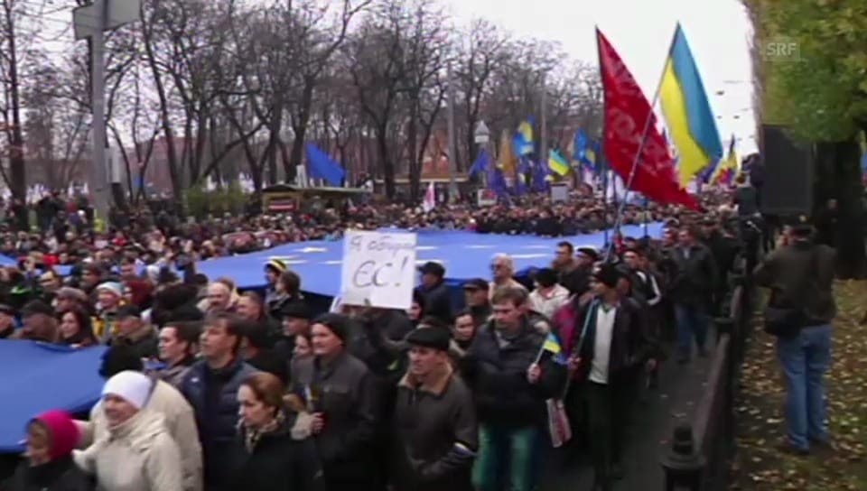 Protestmarsch in Kiew (unkommentiert)