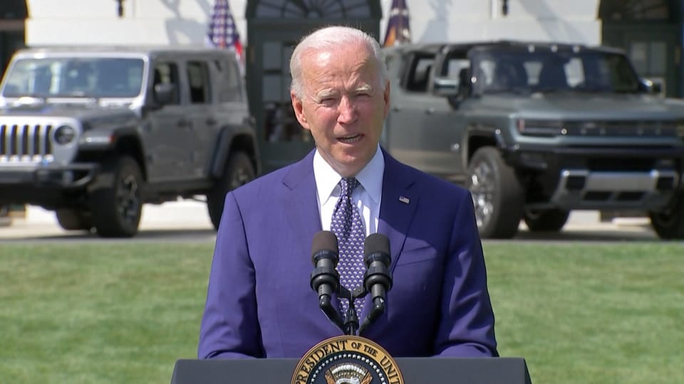 Aus dem Archiv: US-Präsident Biden will auf E-Mobilität setzen