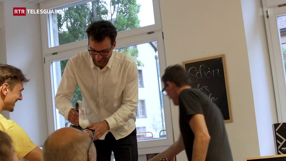 Simon Ridgway Rtr Simon Gredig e Hans Martin Meuli fan festa suenter lur elecziuns en la ...